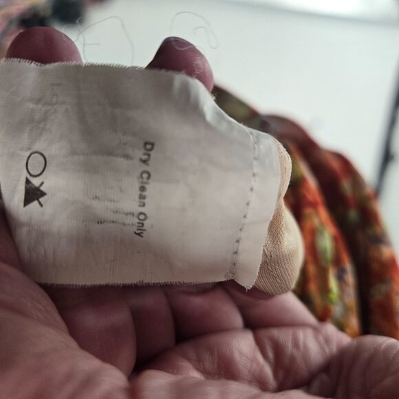 Lush Red Floral Scoop Neck Open Back Lined Hi-Lo Dress Large - Picture 7 of 9